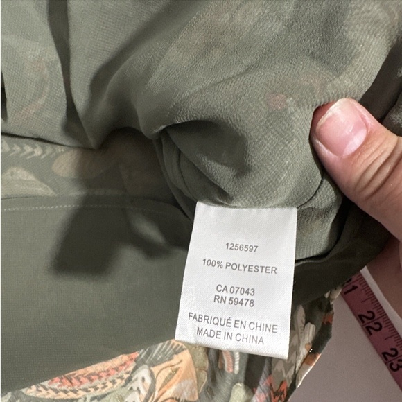 JOIE [ Large ]‎ Flutter Sleeve Floral Mock Neck Smocked Blouse Top Green - Picture 4 of 14